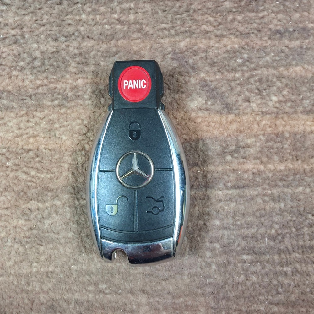 Mercedes-Benz Key Fob Remote Black Chrome Good 3-Button Panic 718 3505